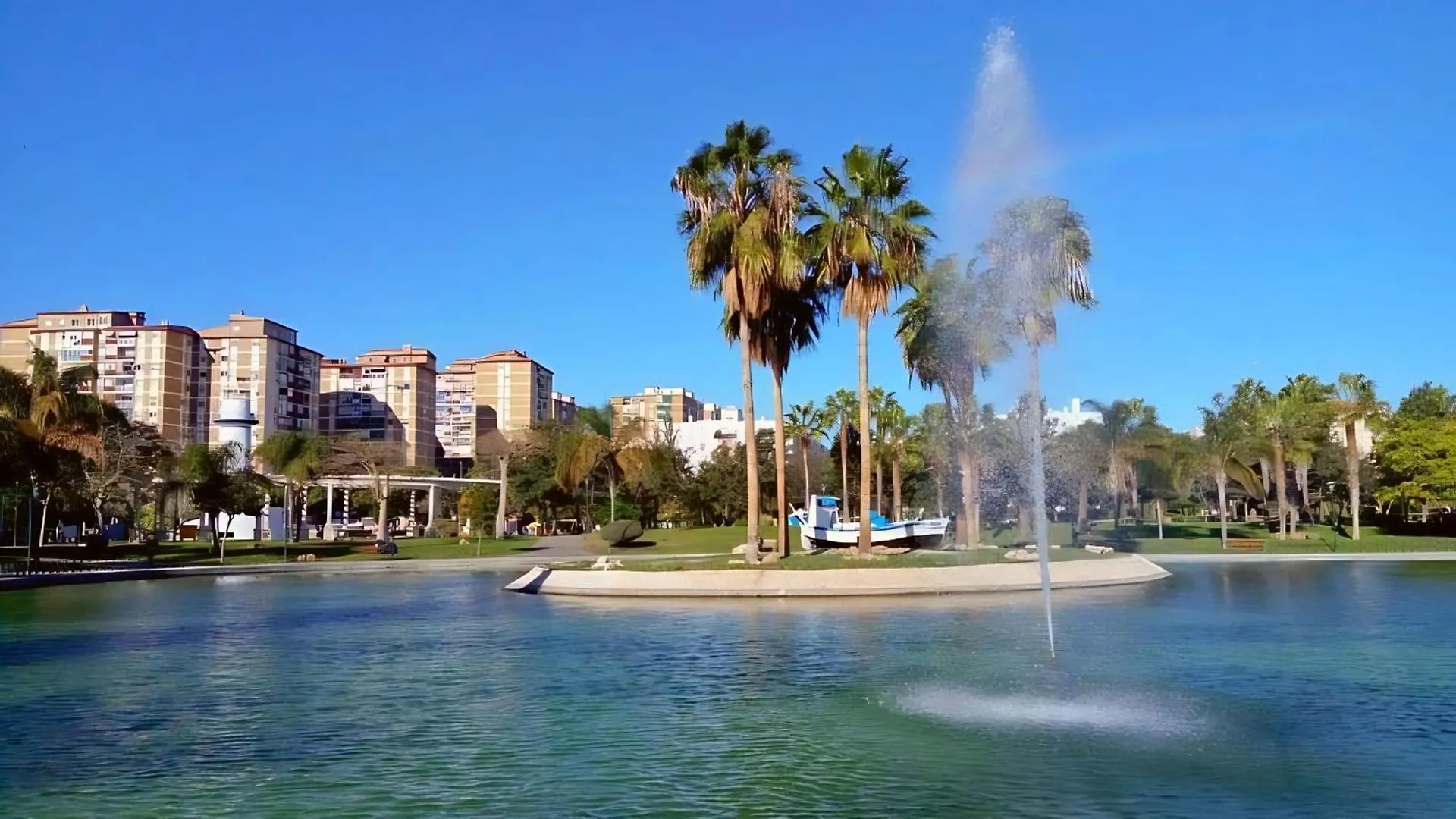 Duplex Huelin I & Beach Malaga Apartment